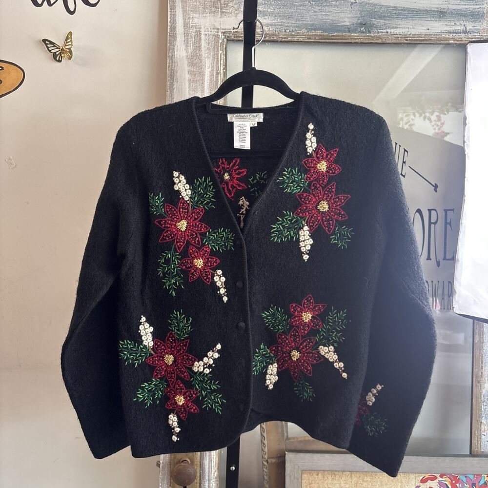 Women’s 100% Cold water Creek Poinsettia Wool Vintage Sweater Size Medium